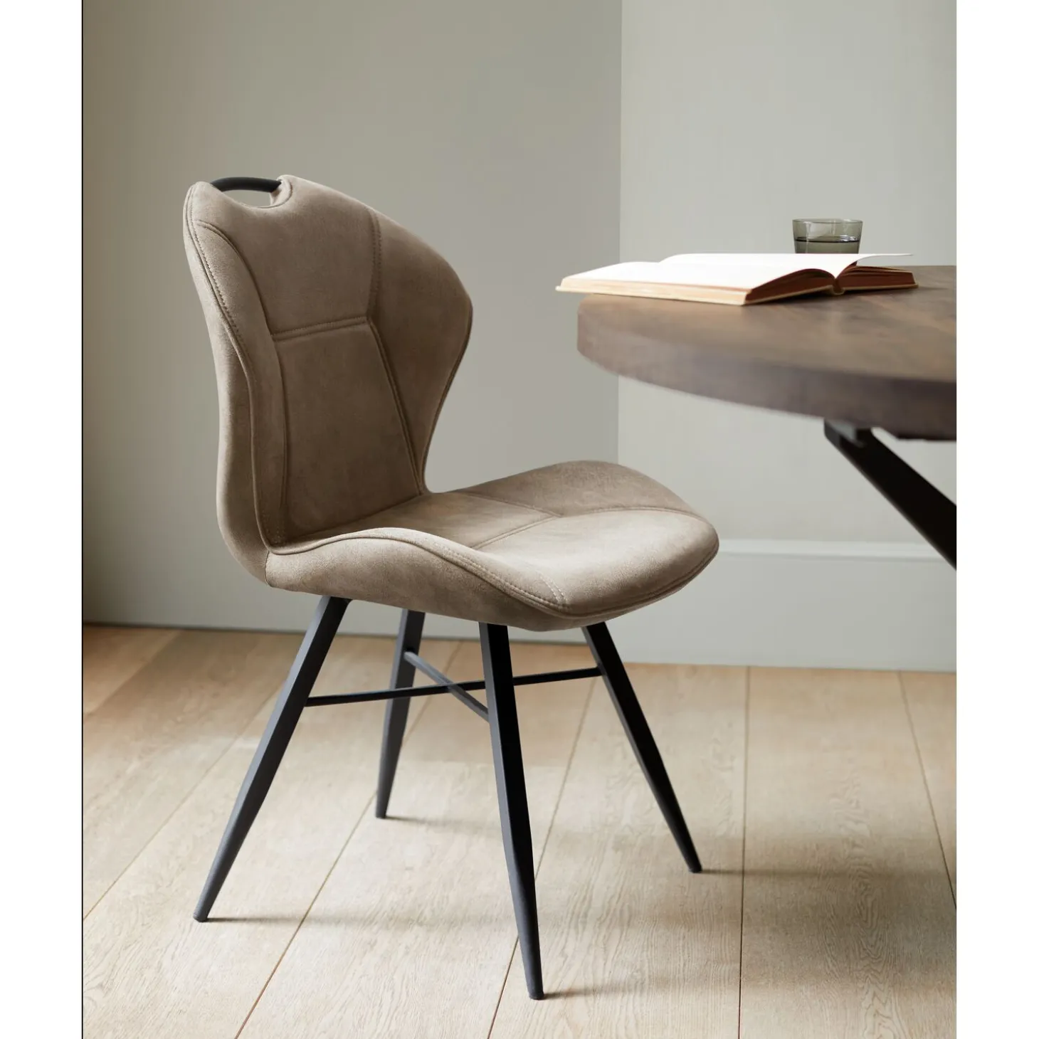 Eetkamerstoel Loana Microvezel taupe